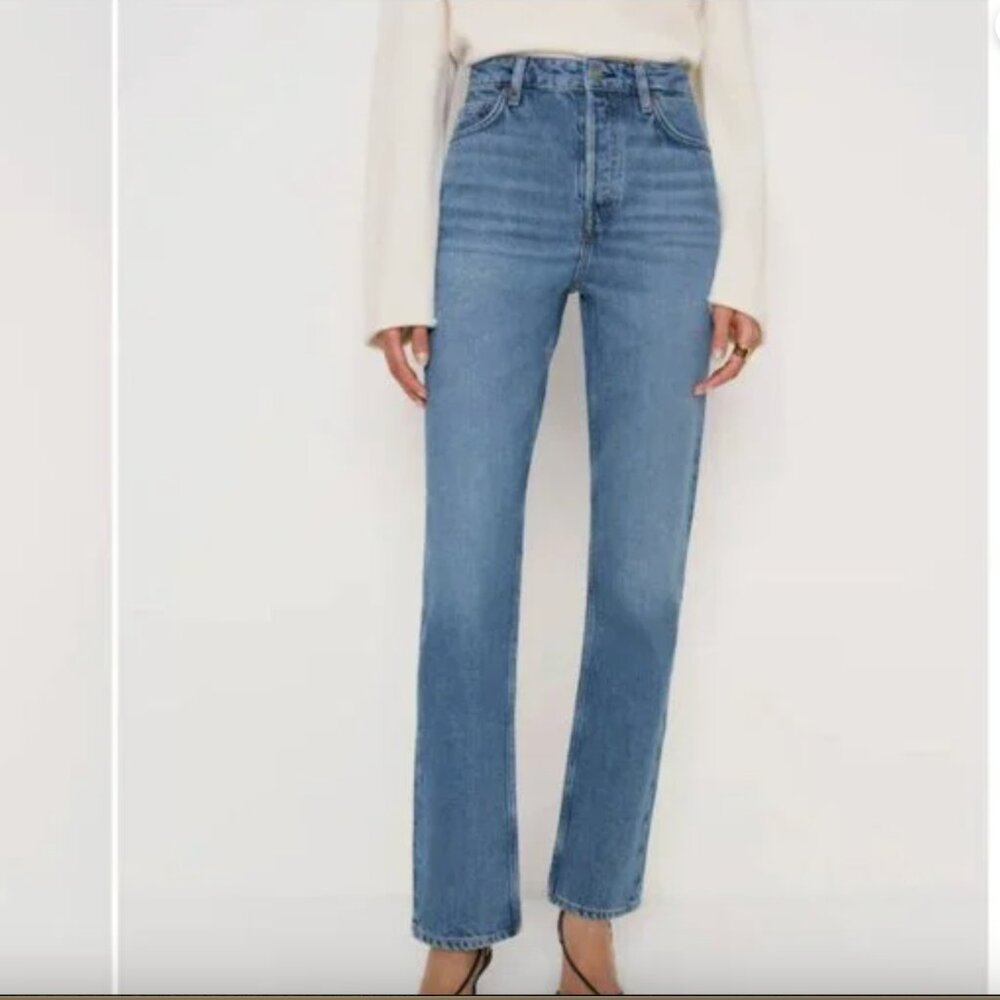 Reformation Cynthia Stretch High Rise Straight Jeans in Fortuna wash, size 26